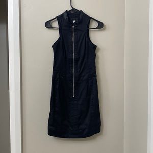 Black right zipper dress